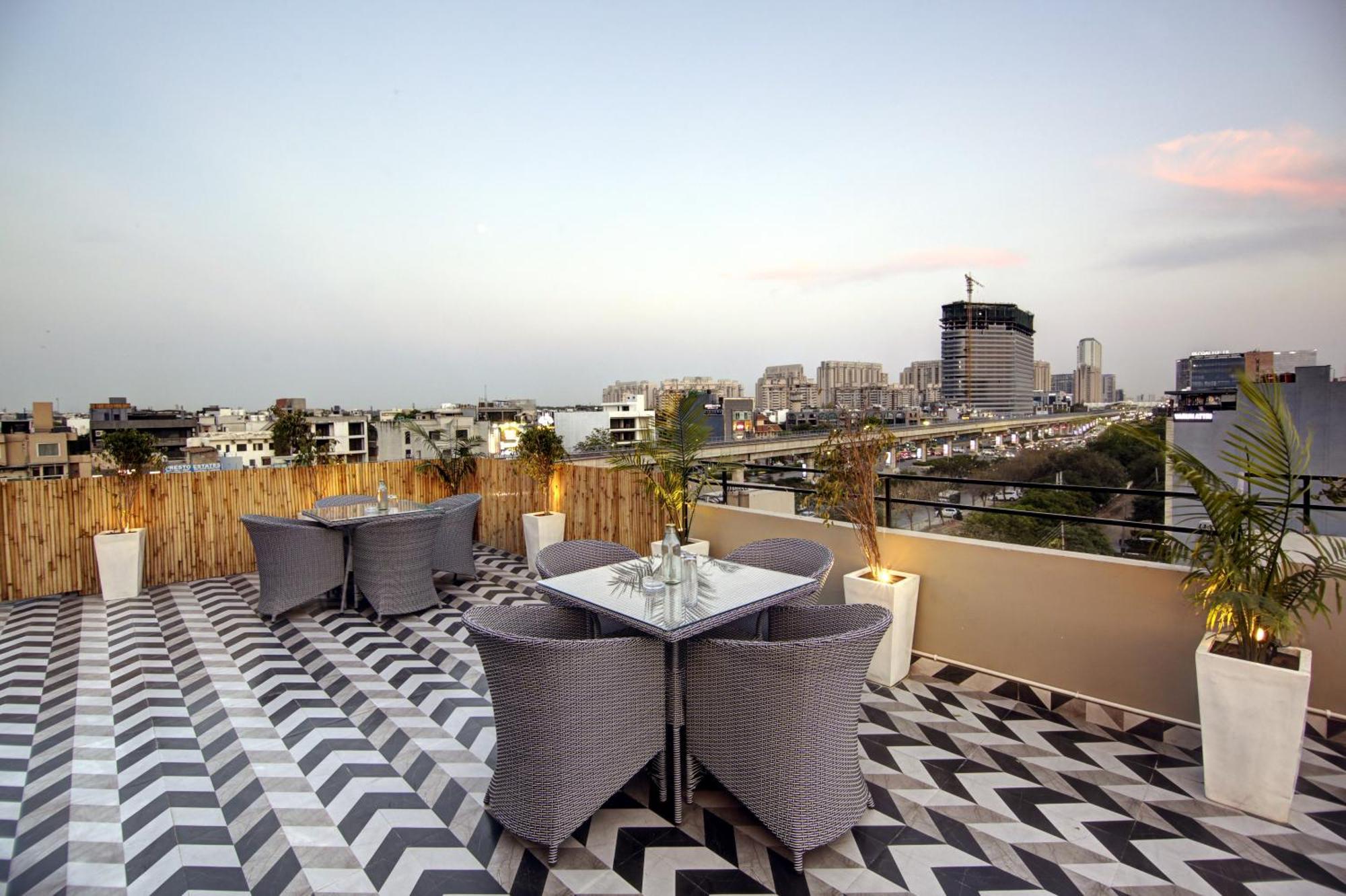 Saltstayz Select - Golf Course Road Gurgaon Esterno foto