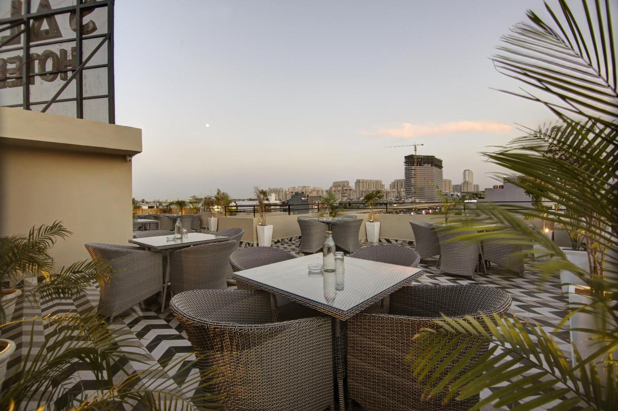 Saltstayz Select - Golf Course Road Gurgaon Esterno foto